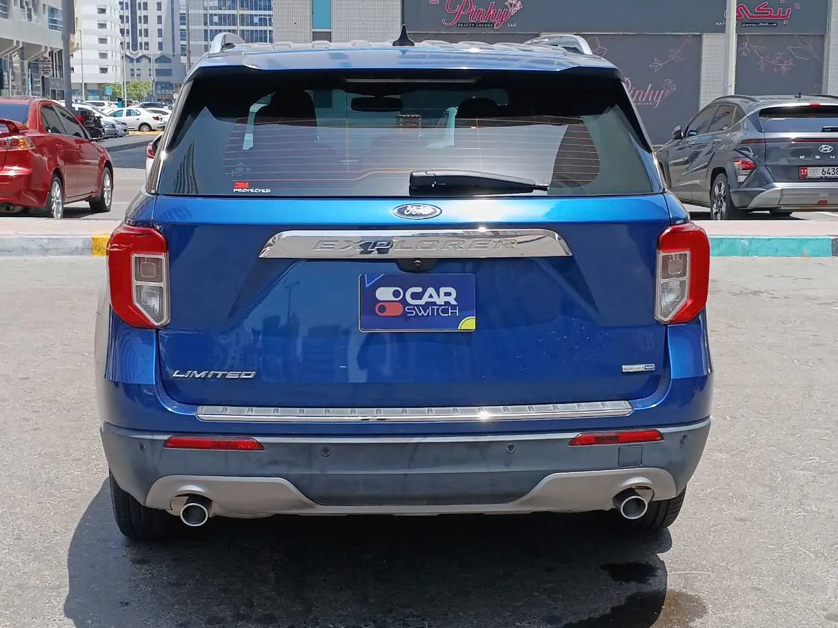 Car image 6