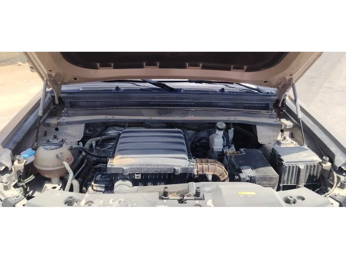 Car image 33
