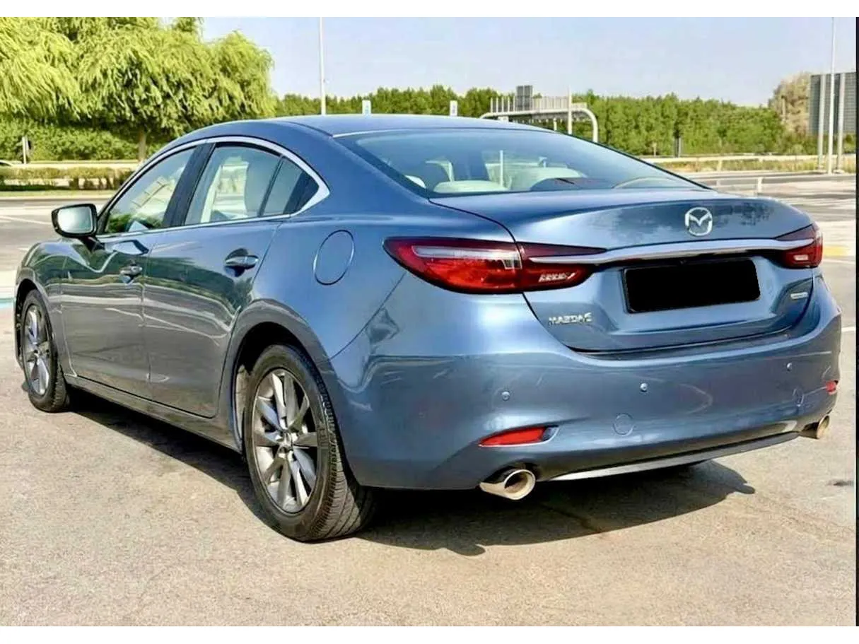 Car image 7