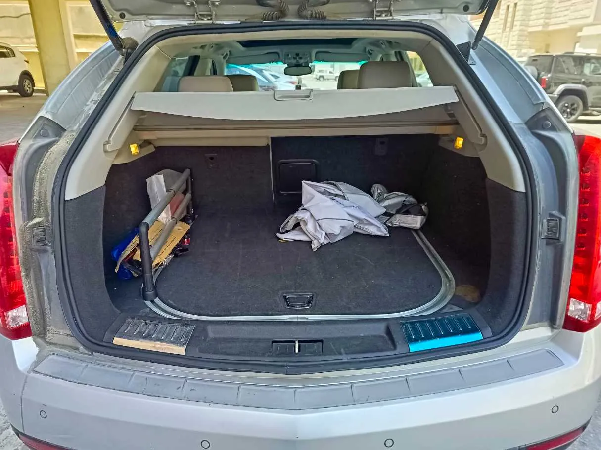 Car image 28