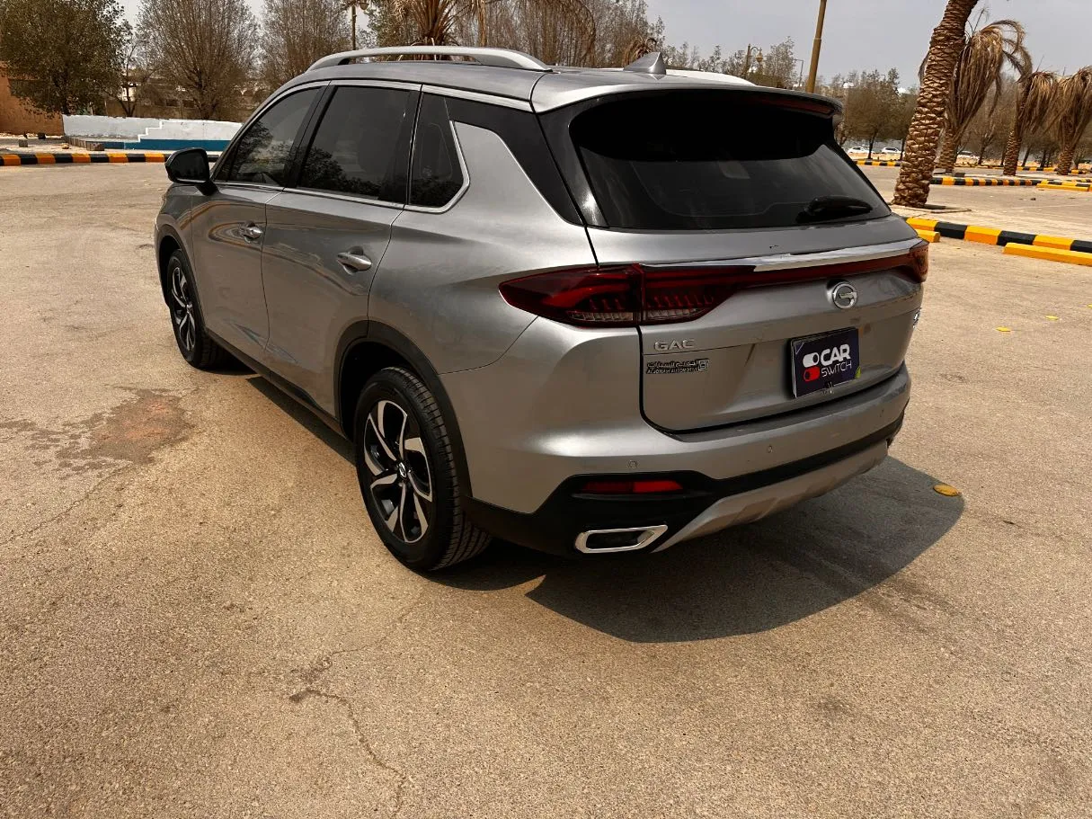 Car image 7