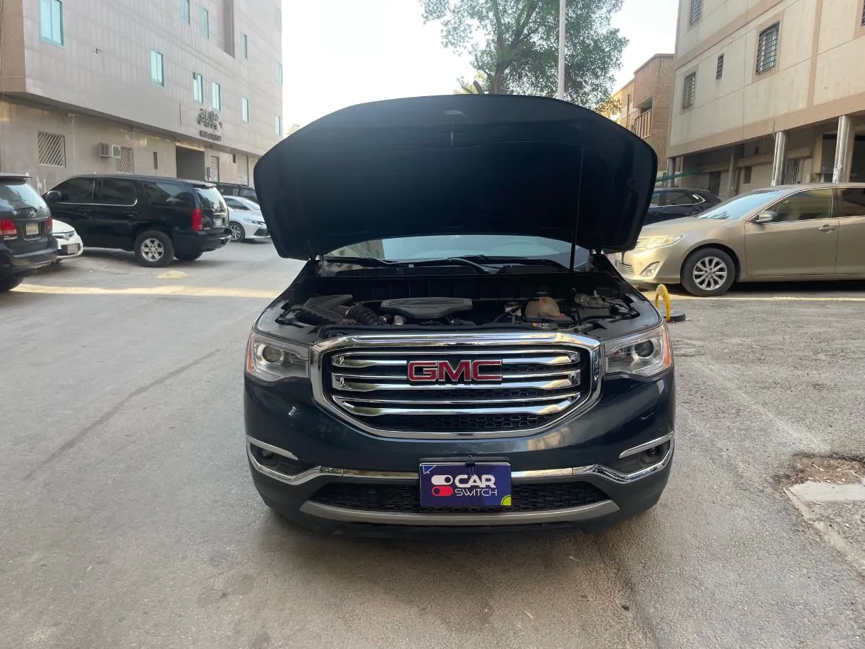 Car image 24