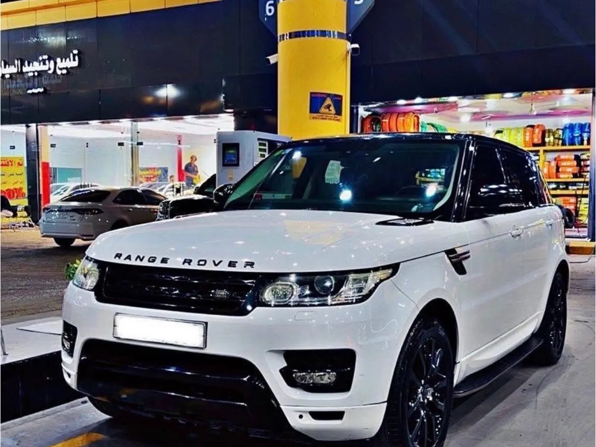 Car image 2