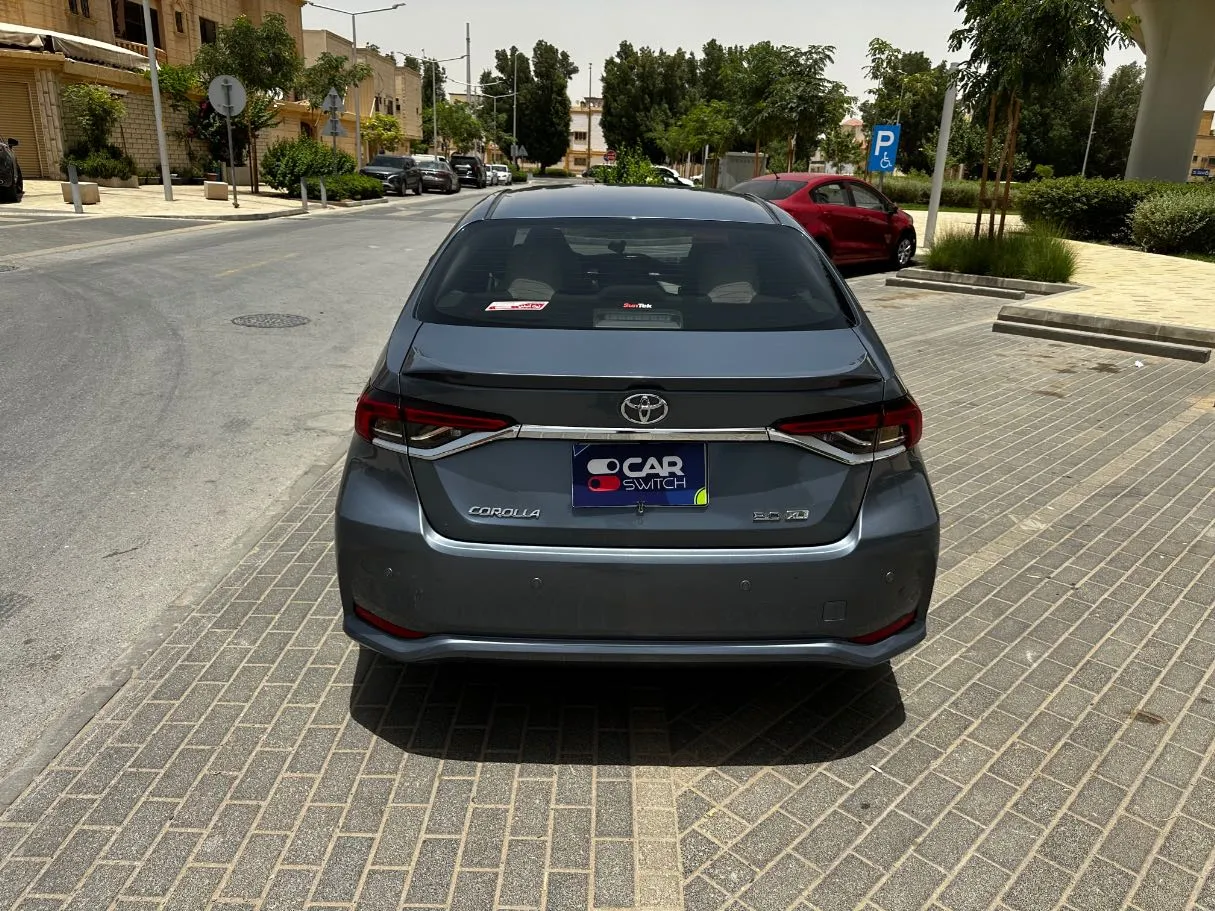Car image 7