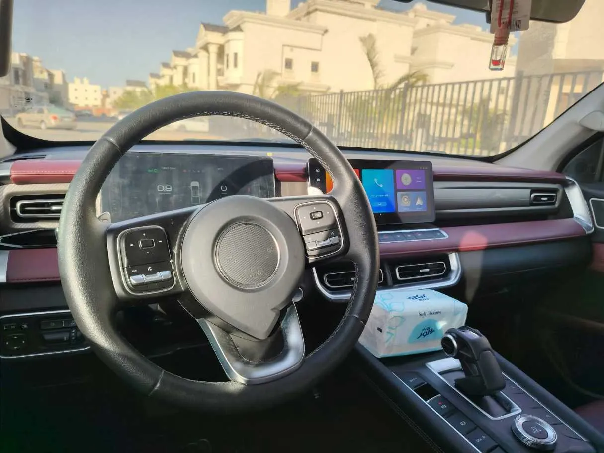 Car image 23
