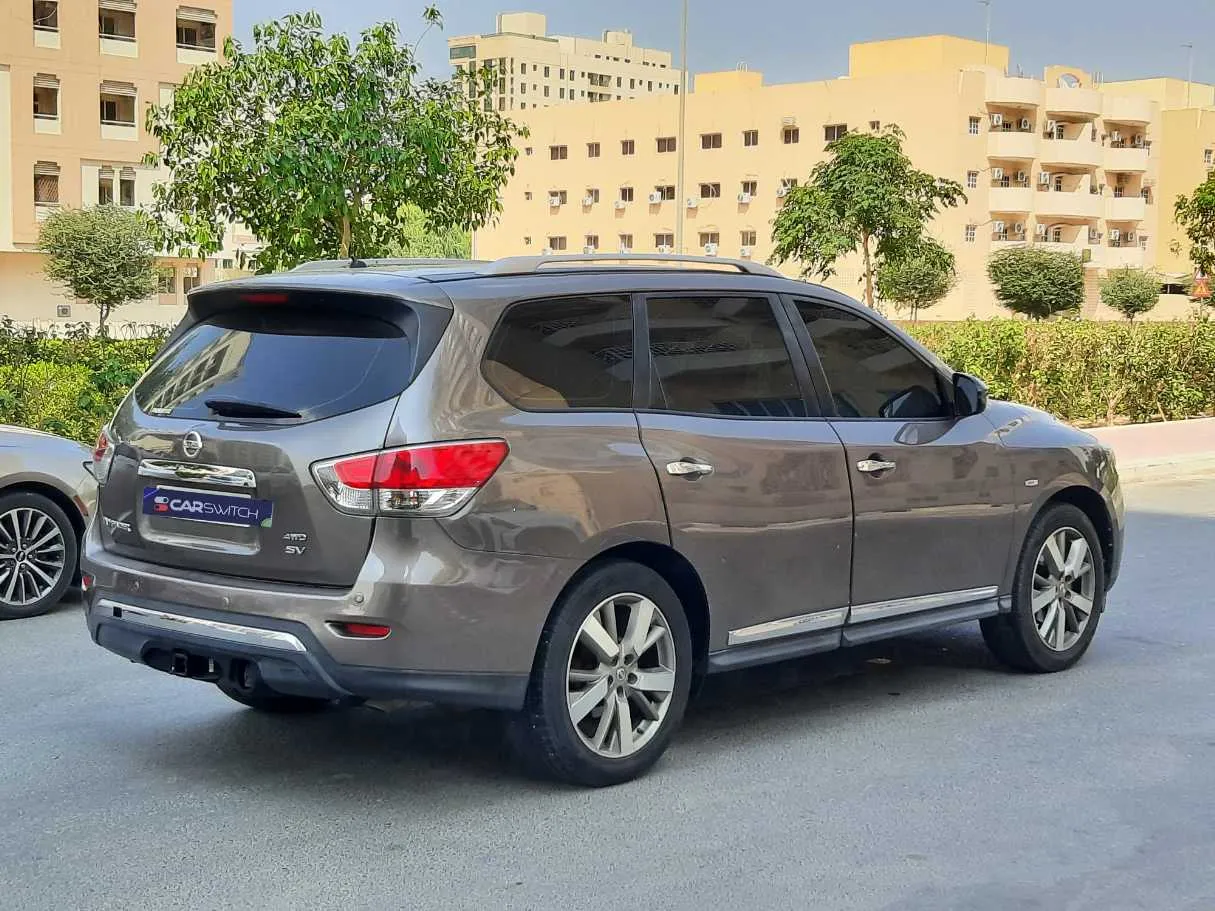 Car image 7