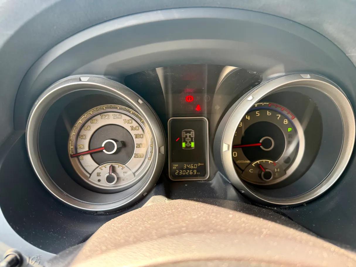 Car image 6