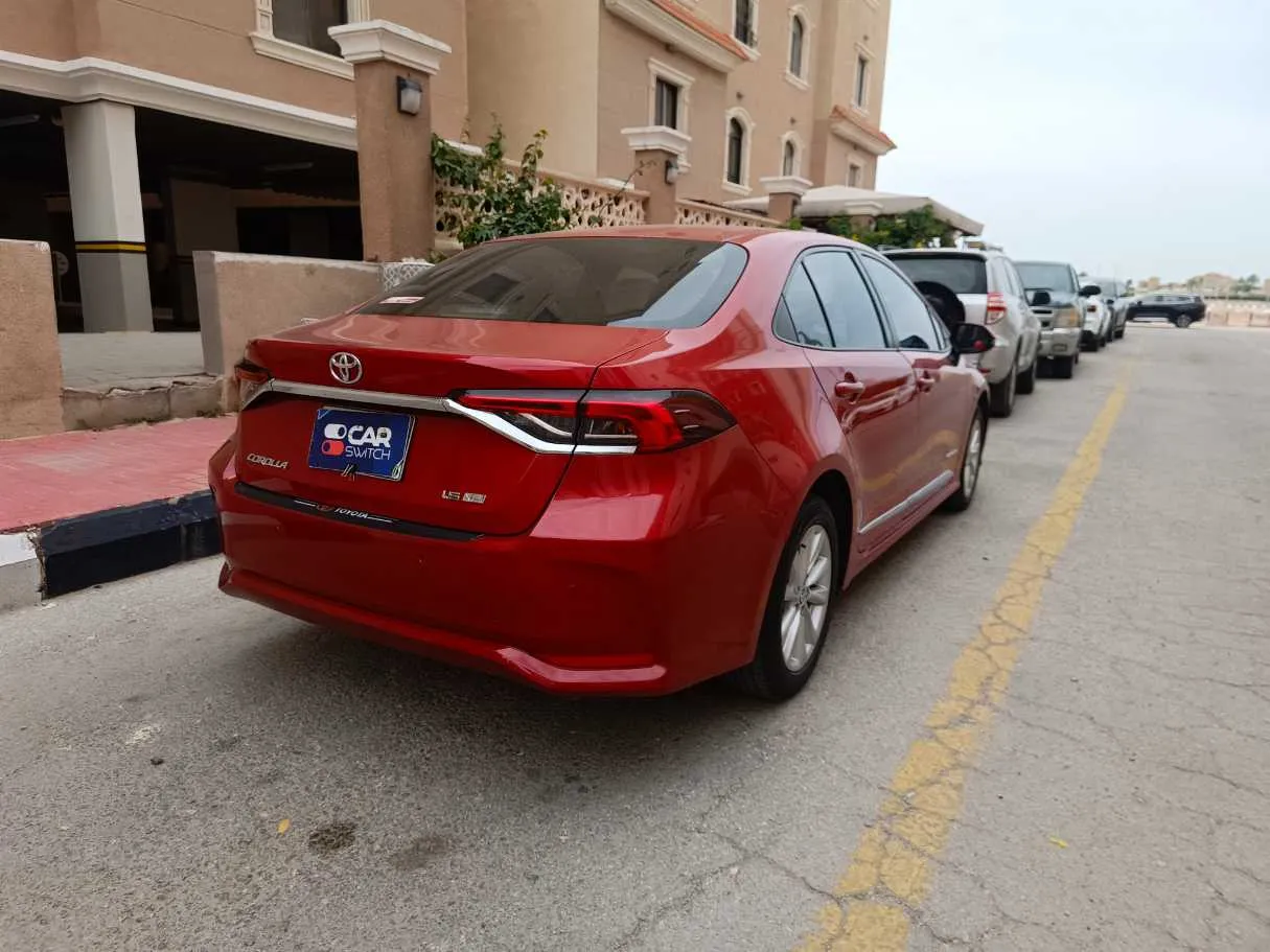 Car image 5