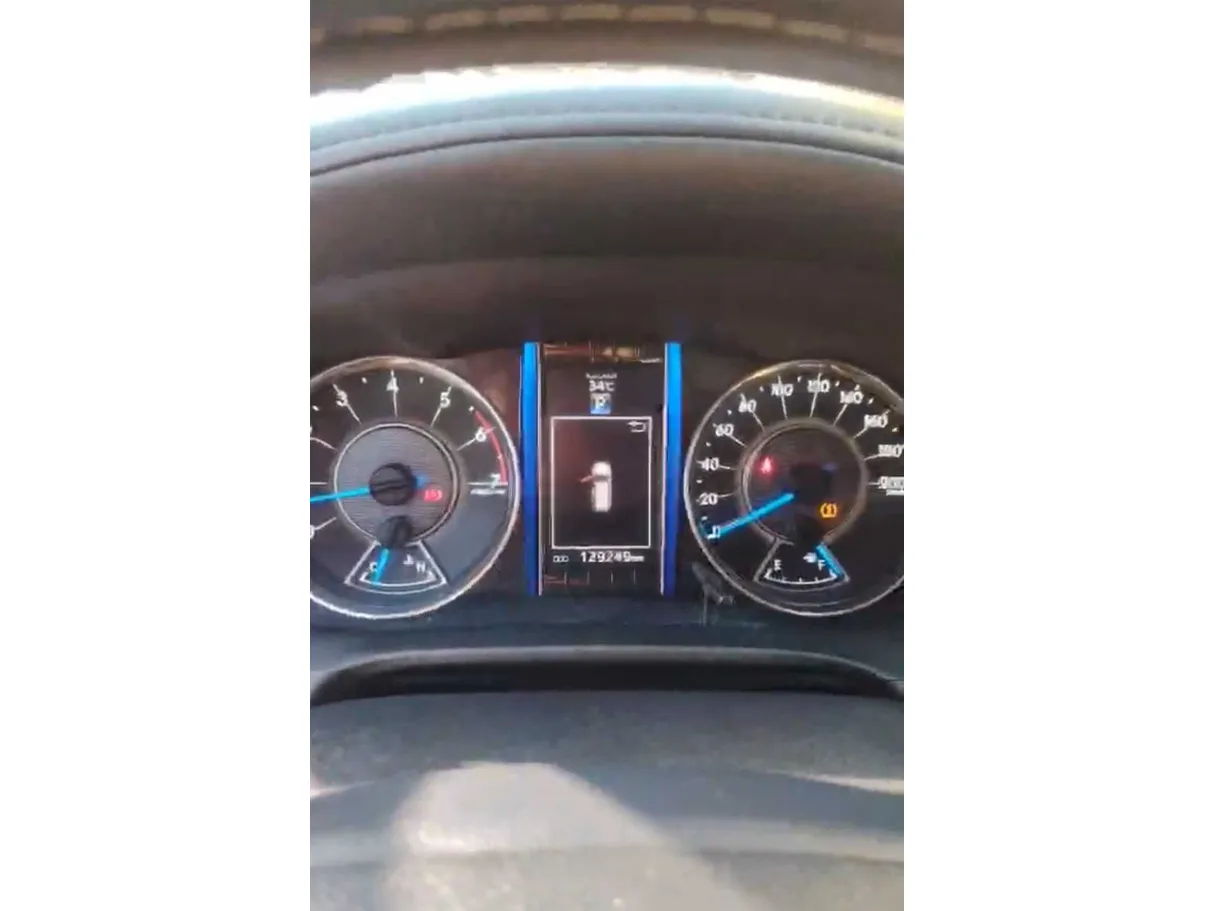 Car image 27