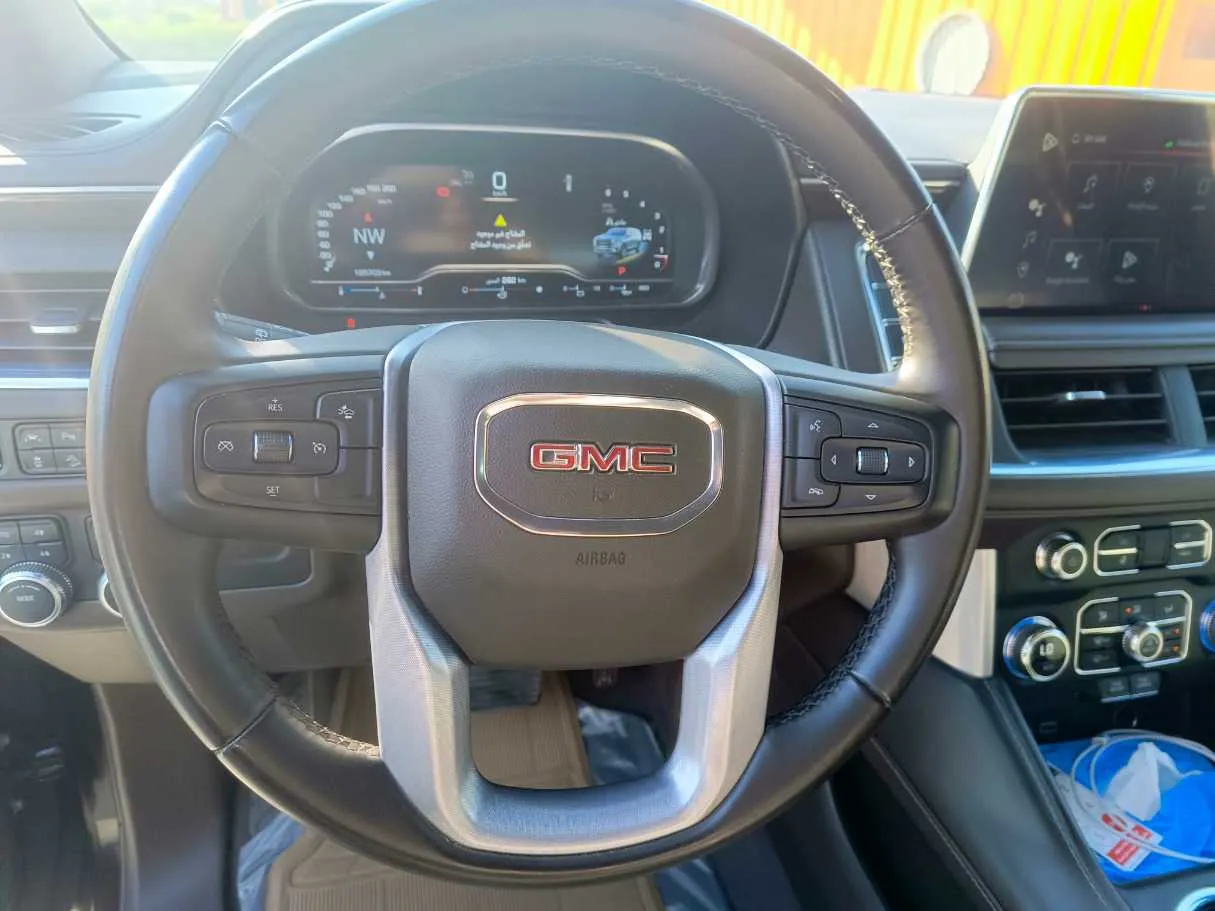 Car image 26