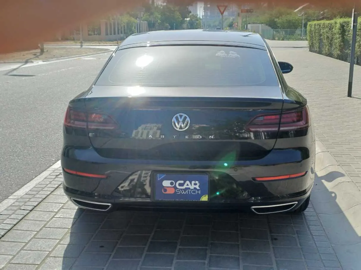 Car image 6