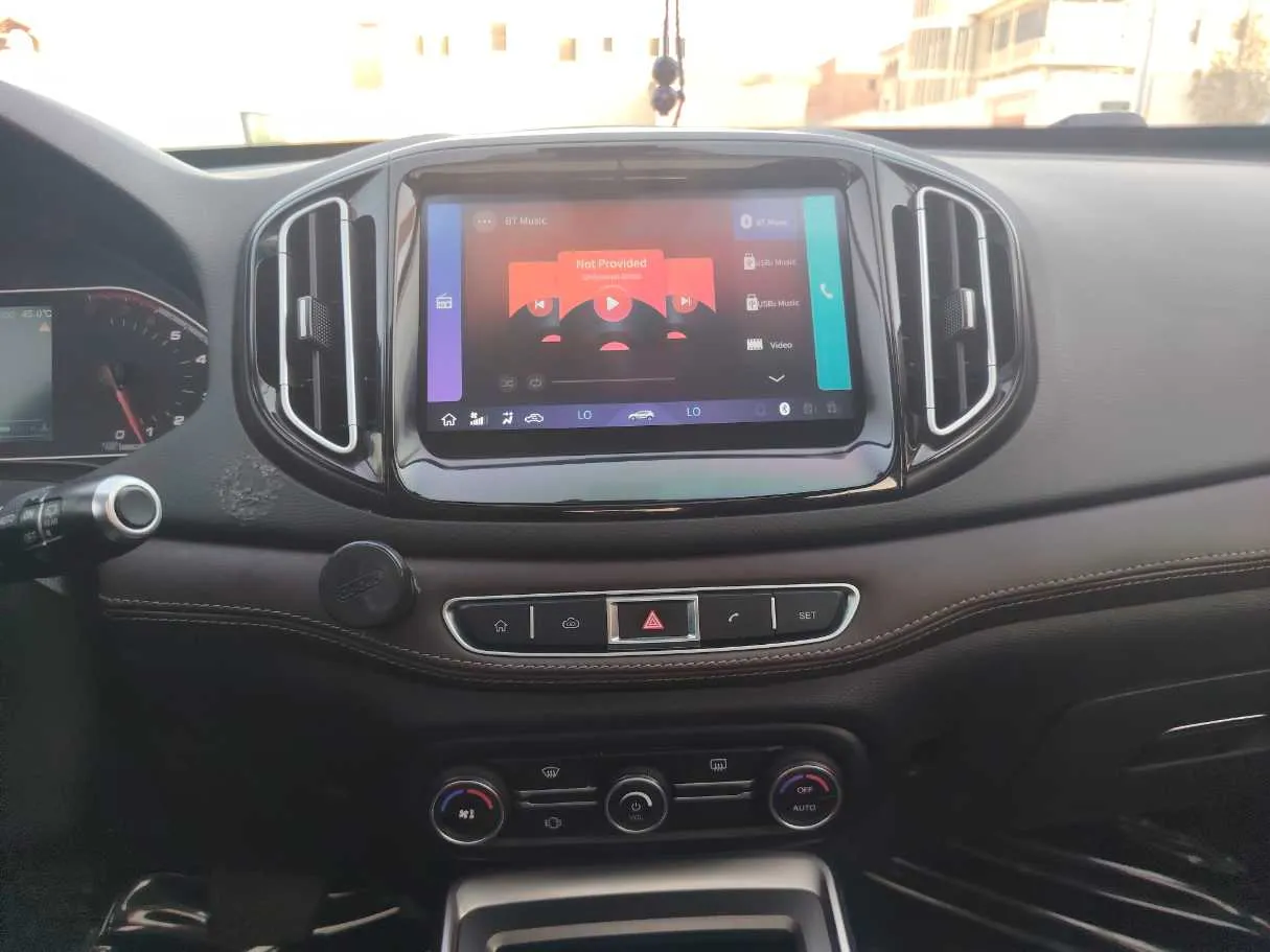 Car image 23