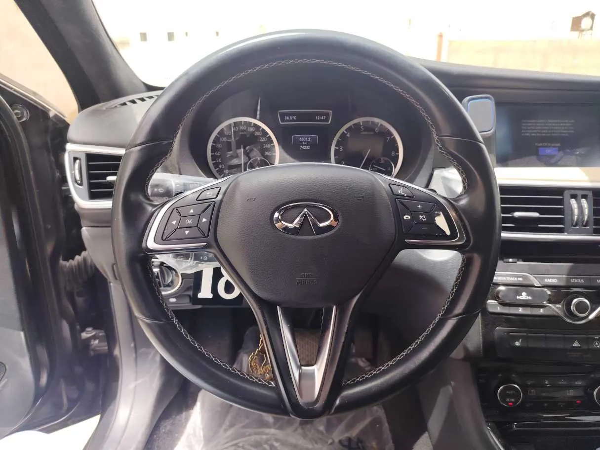 Car image 23