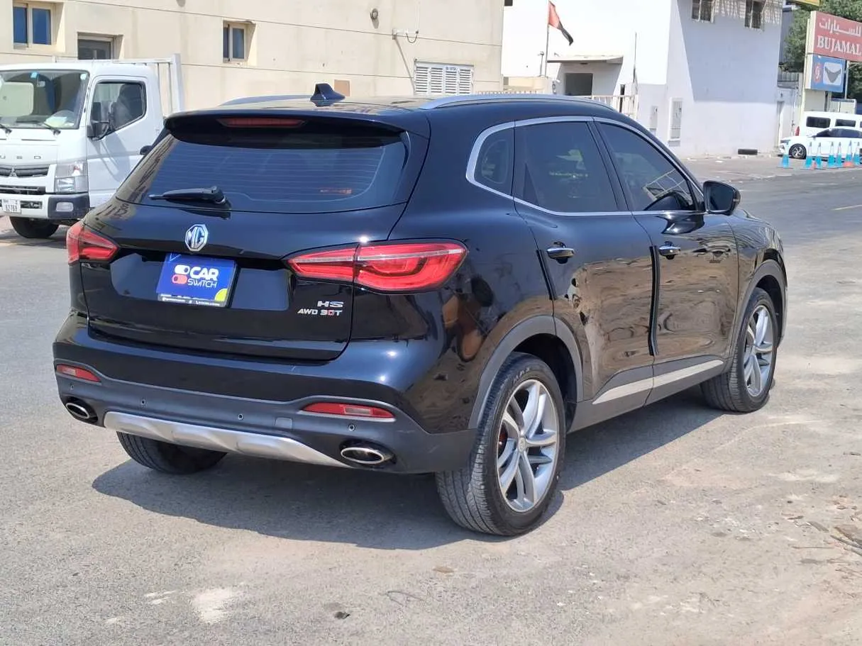 Car image 5