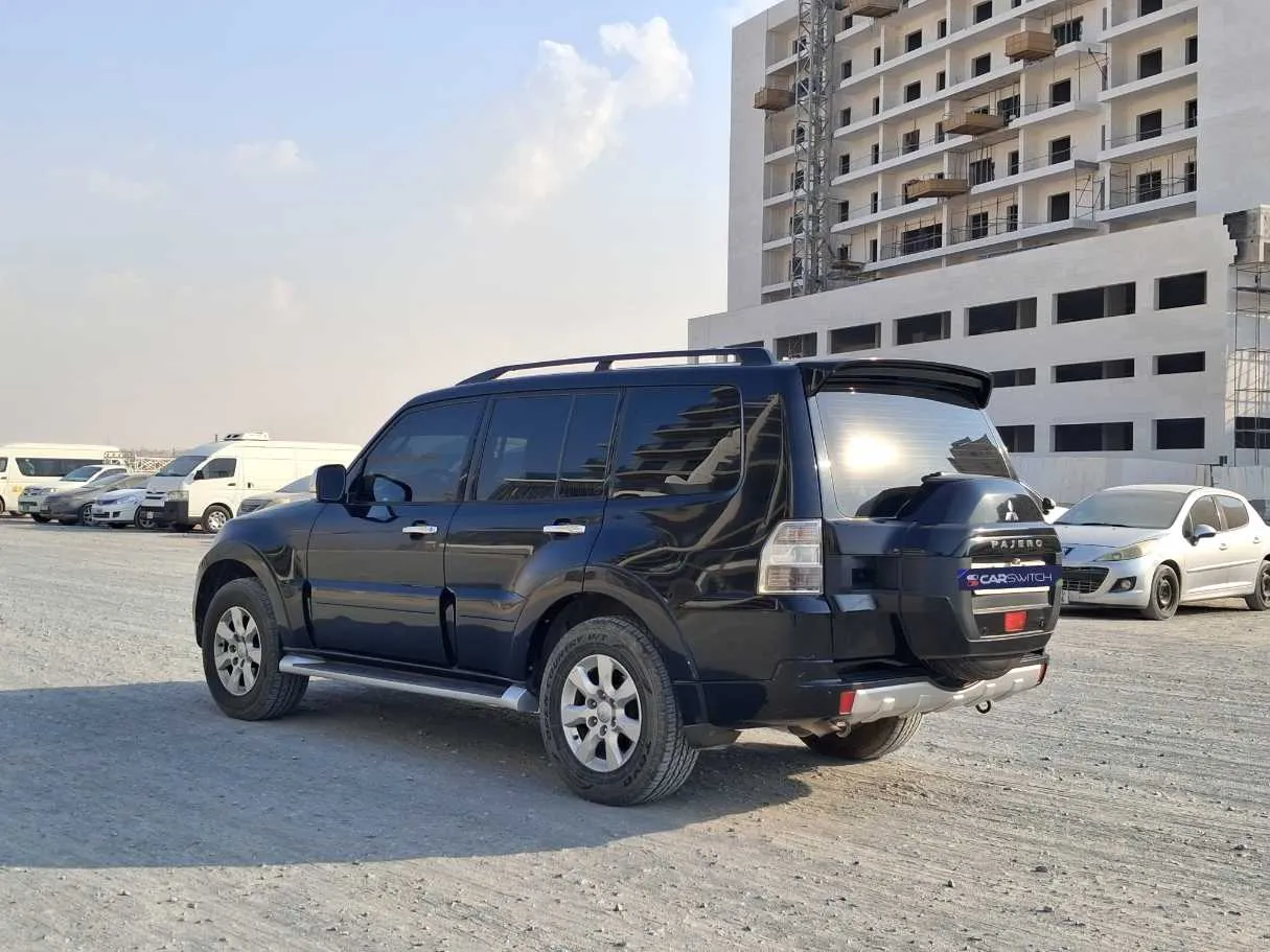Car image 7