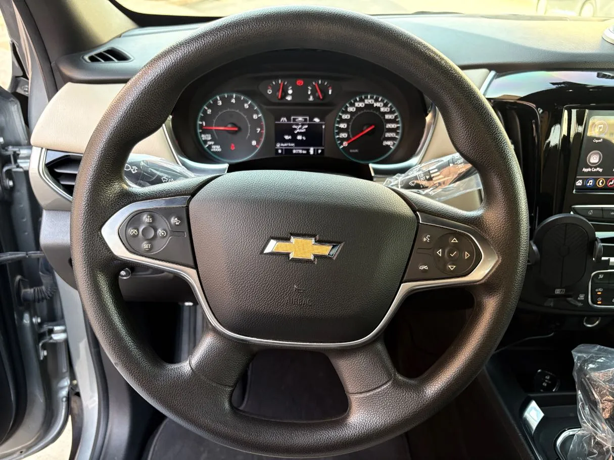 Car image 23
