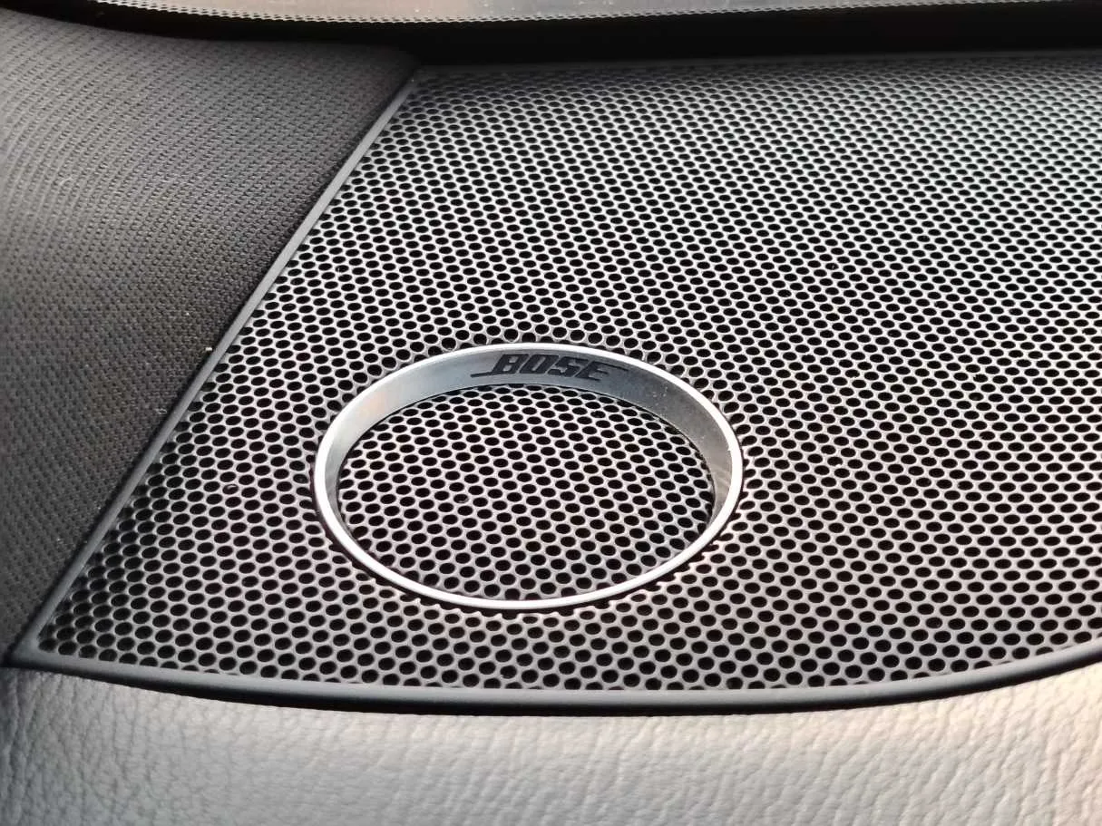 Car image 28