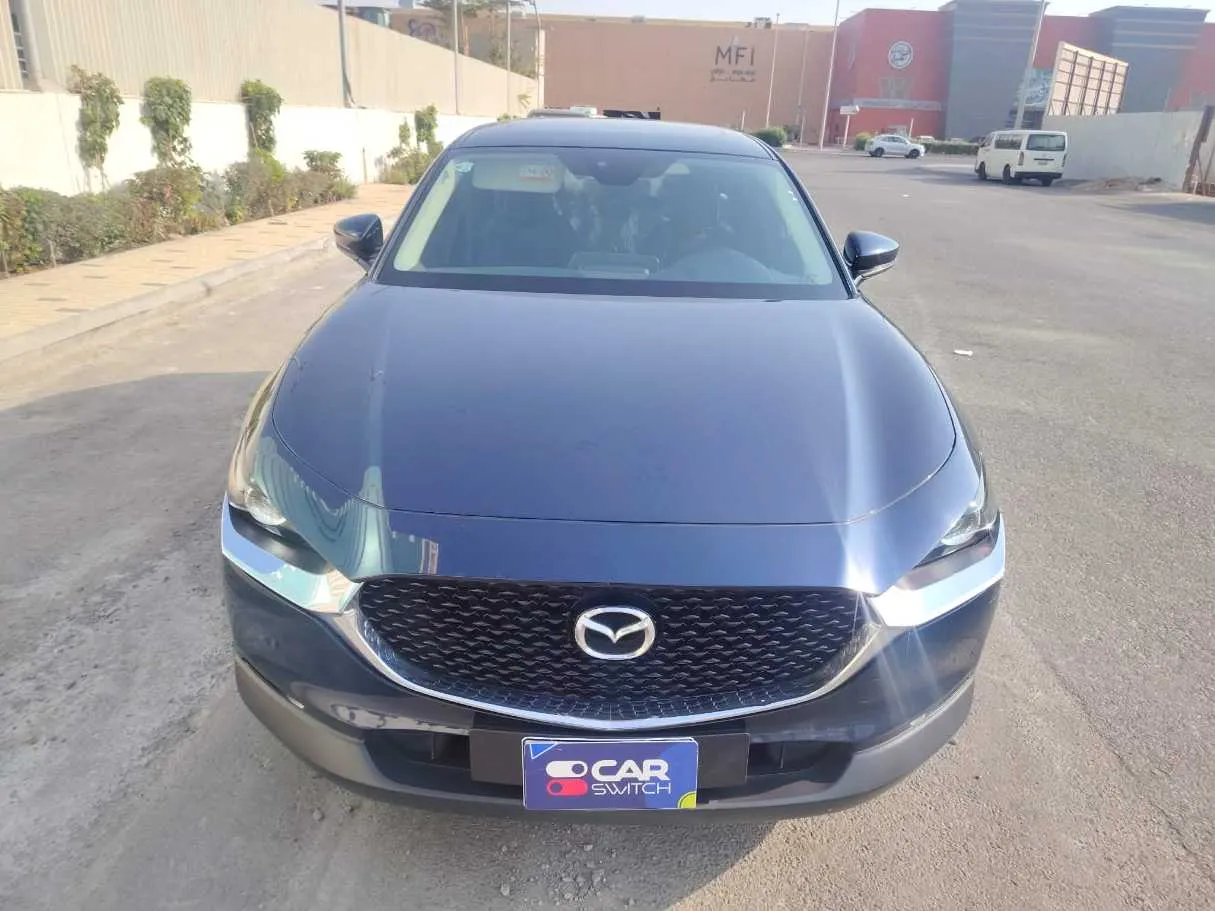 Car image 2