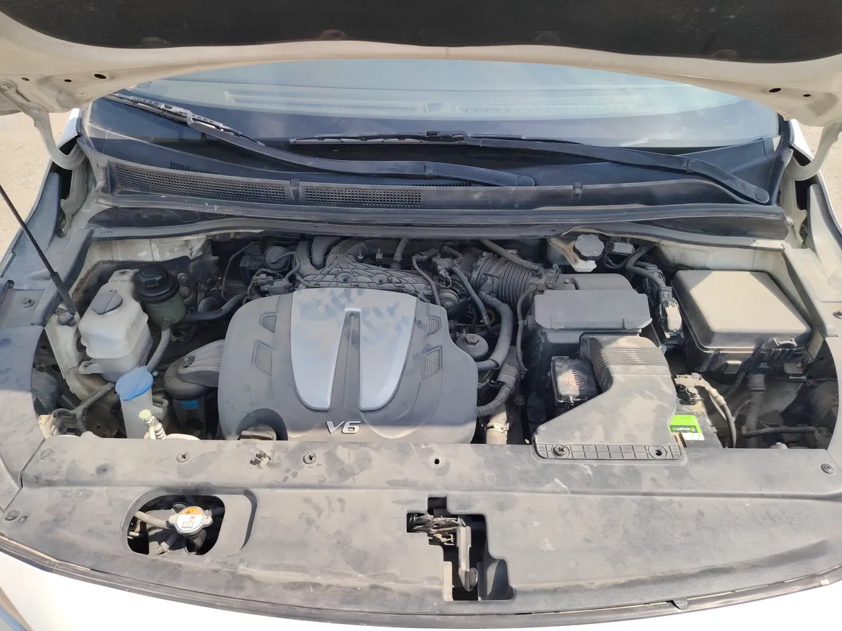 Car image 32