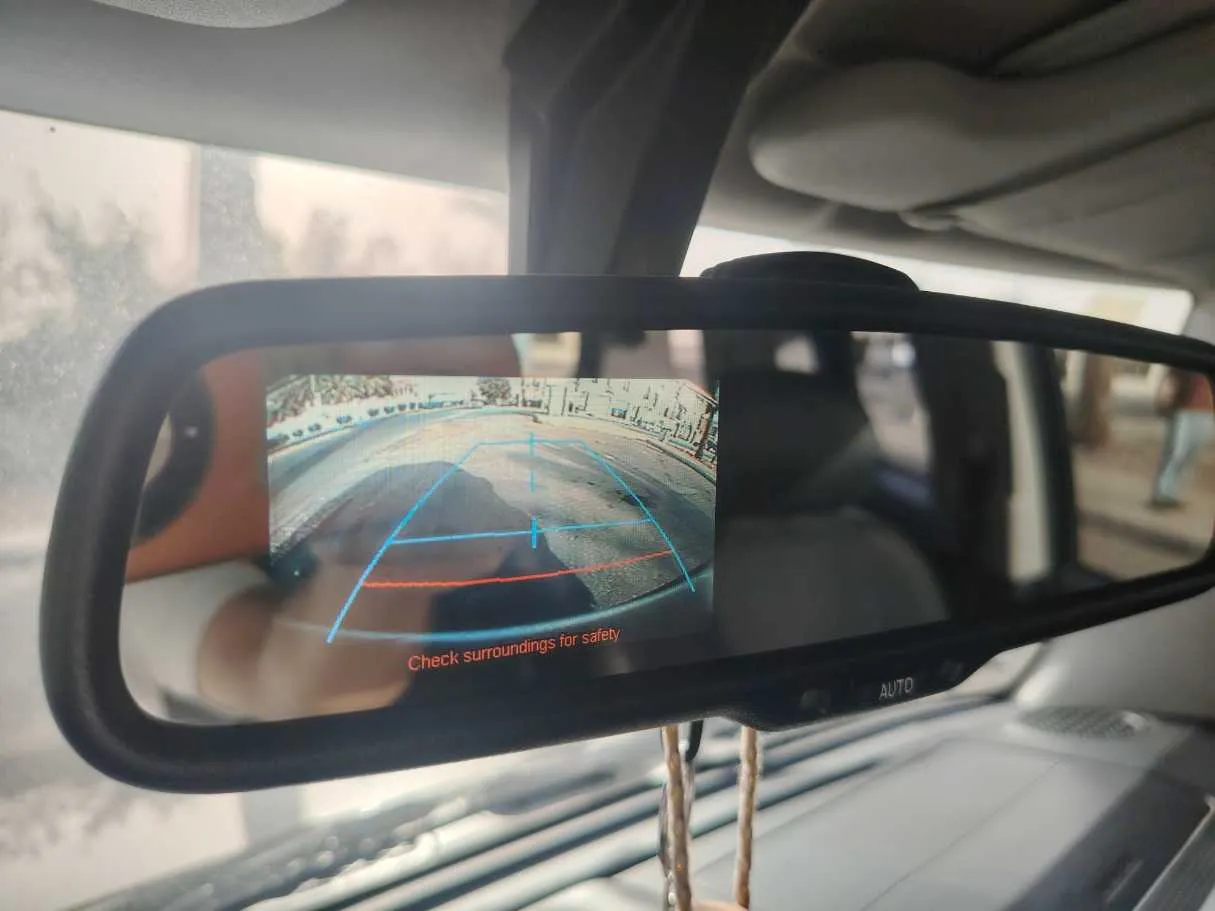 Car image 22