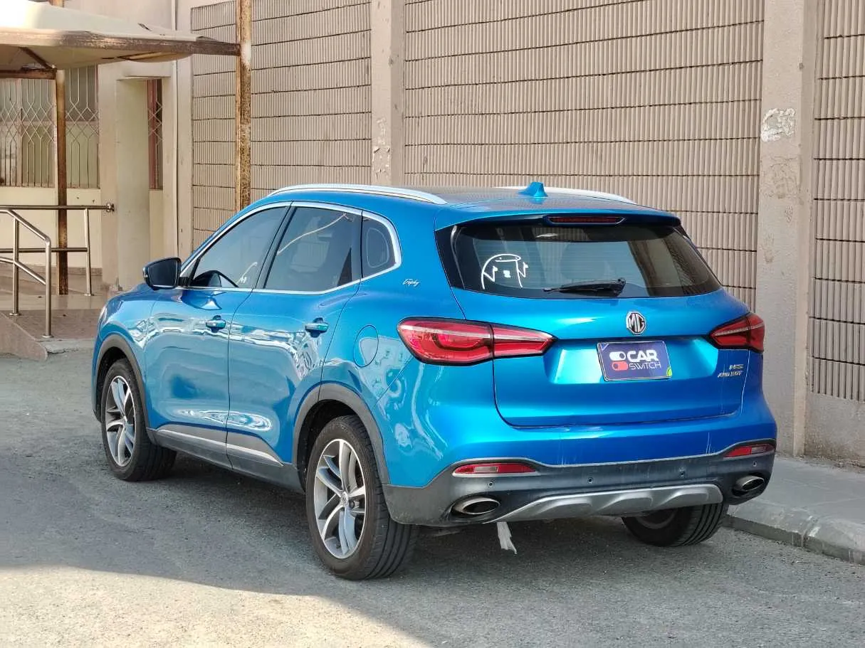 Car image 7