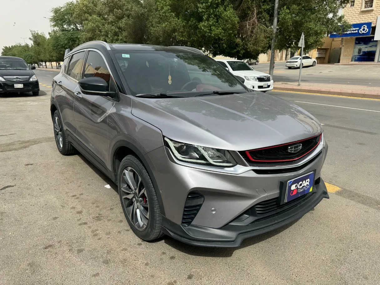 Car image 3