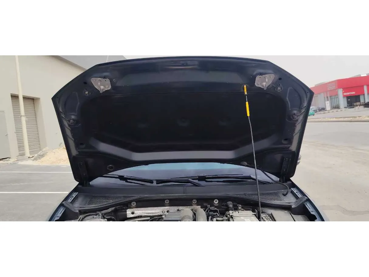 Car image 36