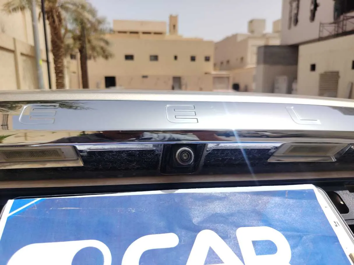 Car image 31