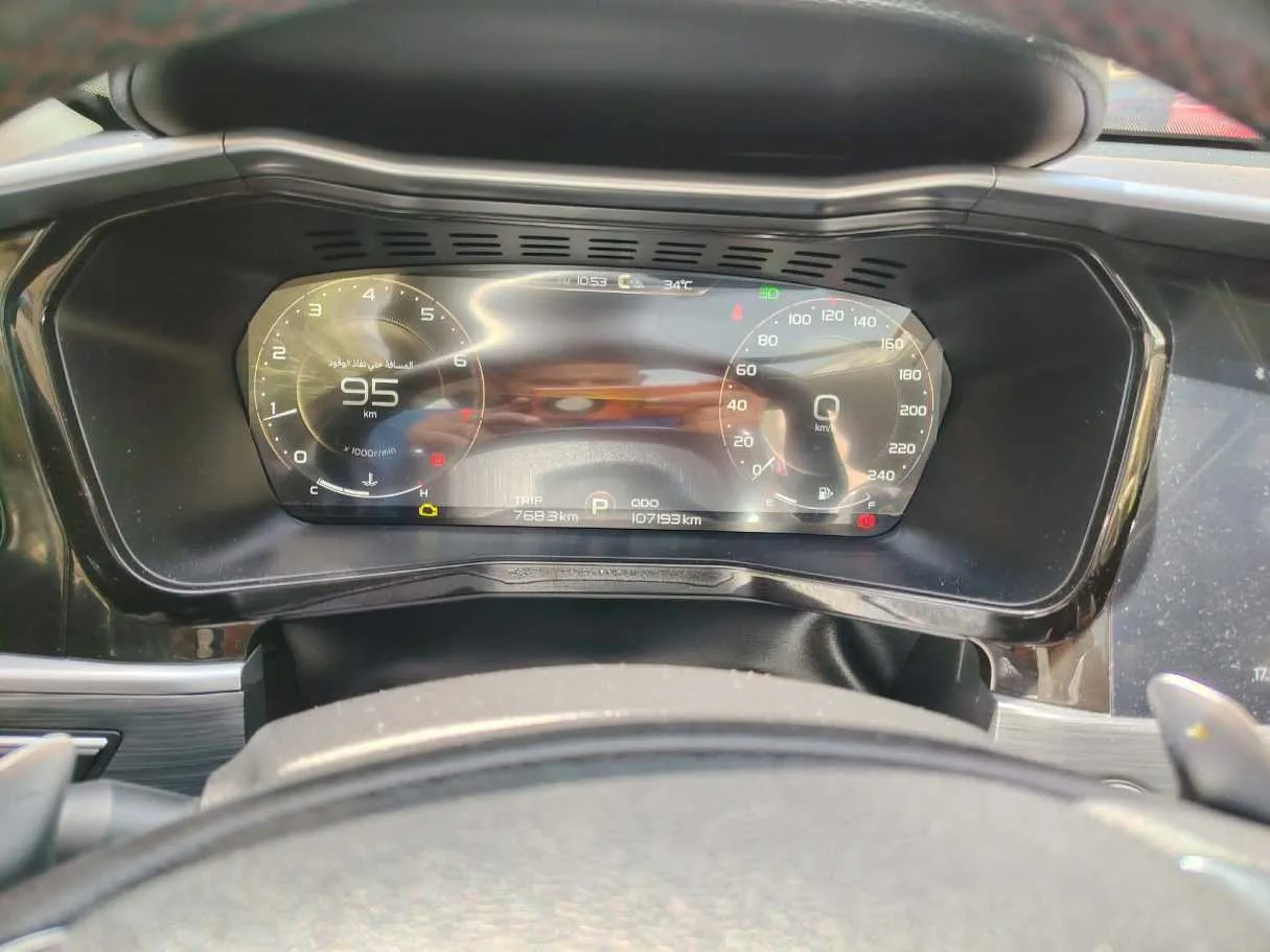 Car image 27