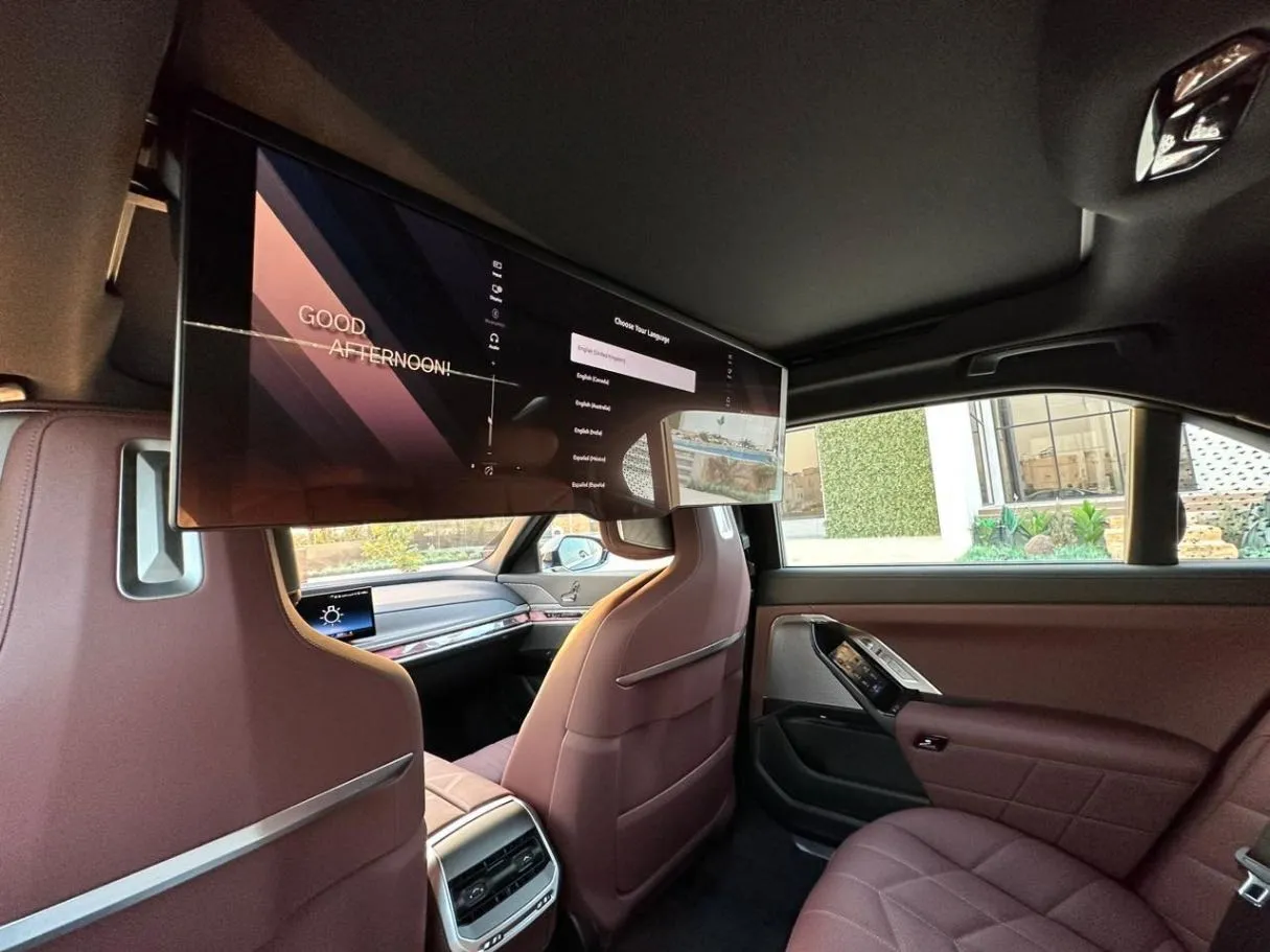 Car image 20