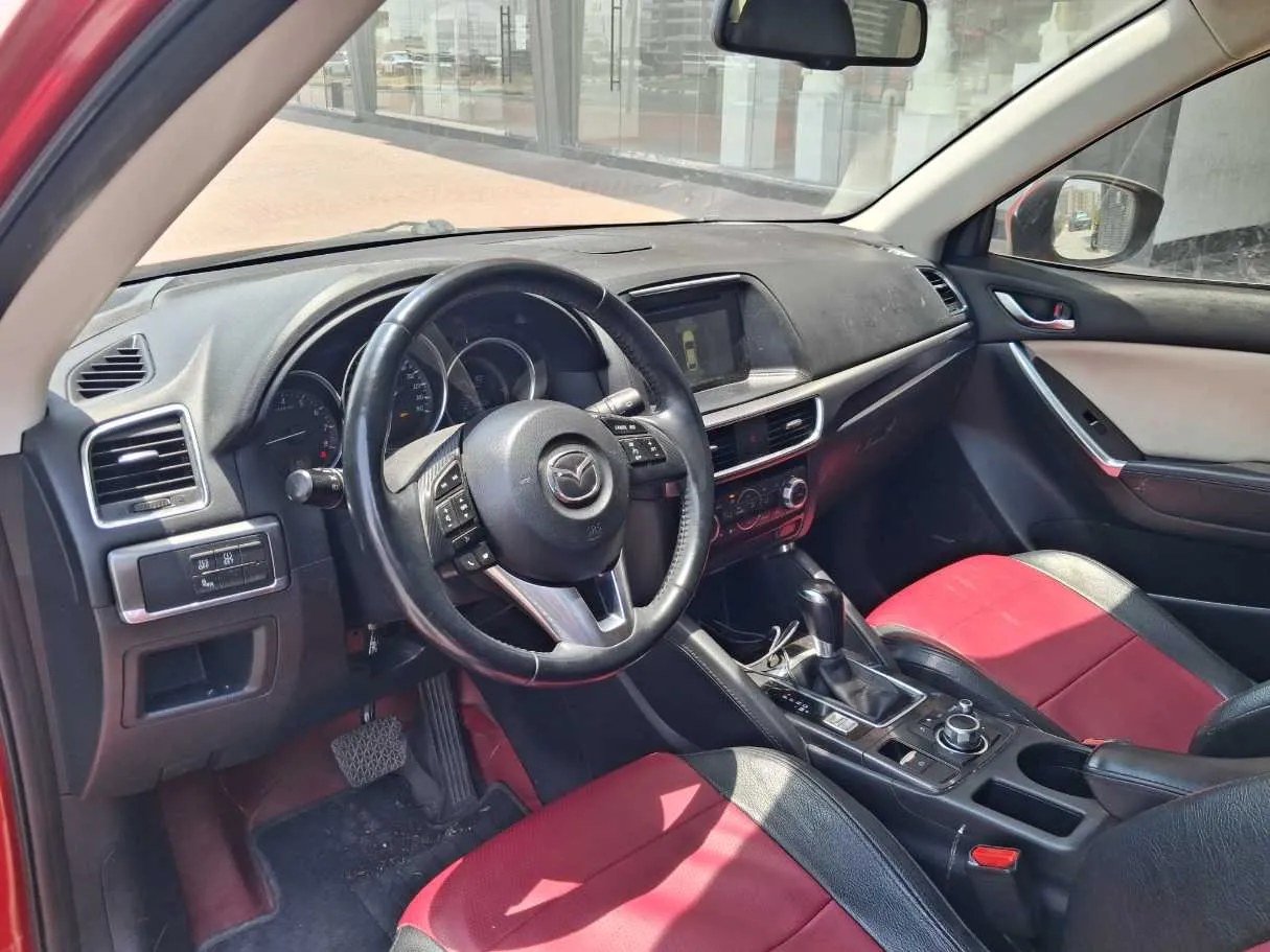 Car image 11