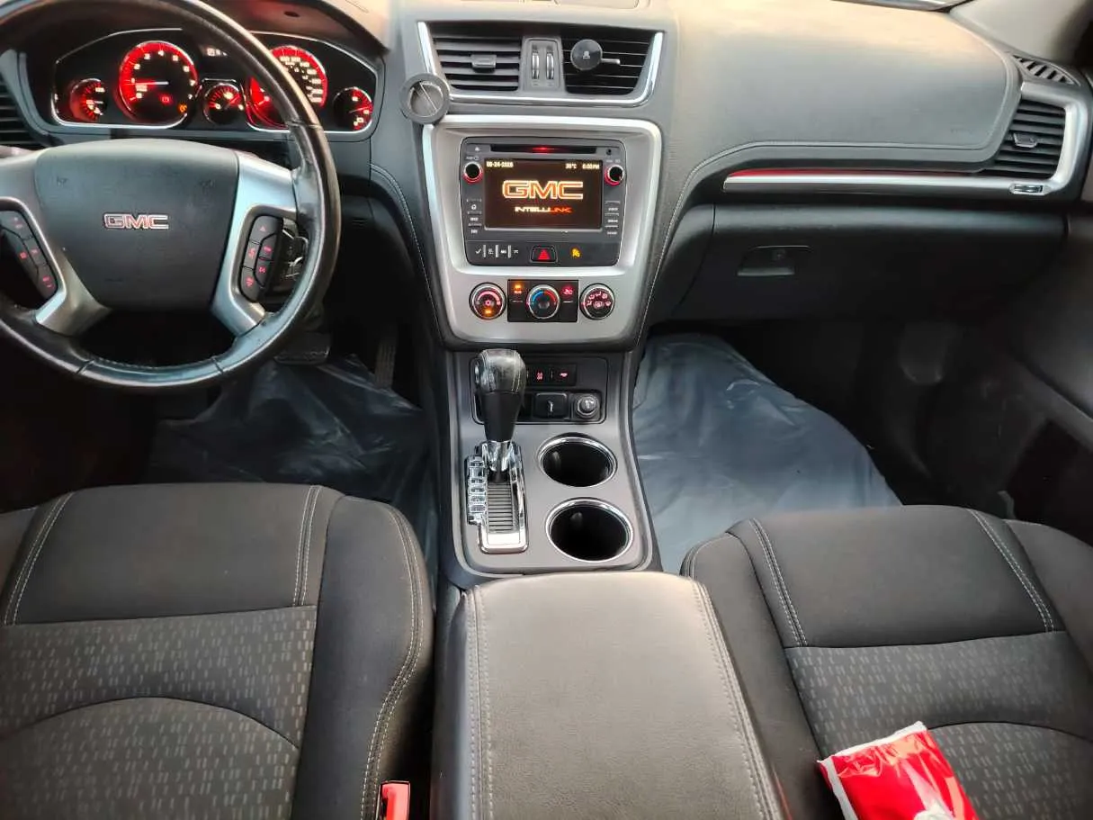 Car image 24