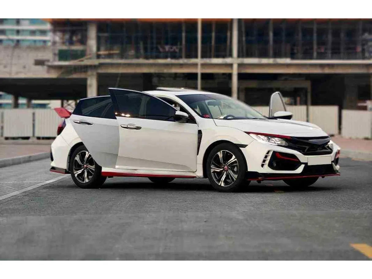 Car image 3