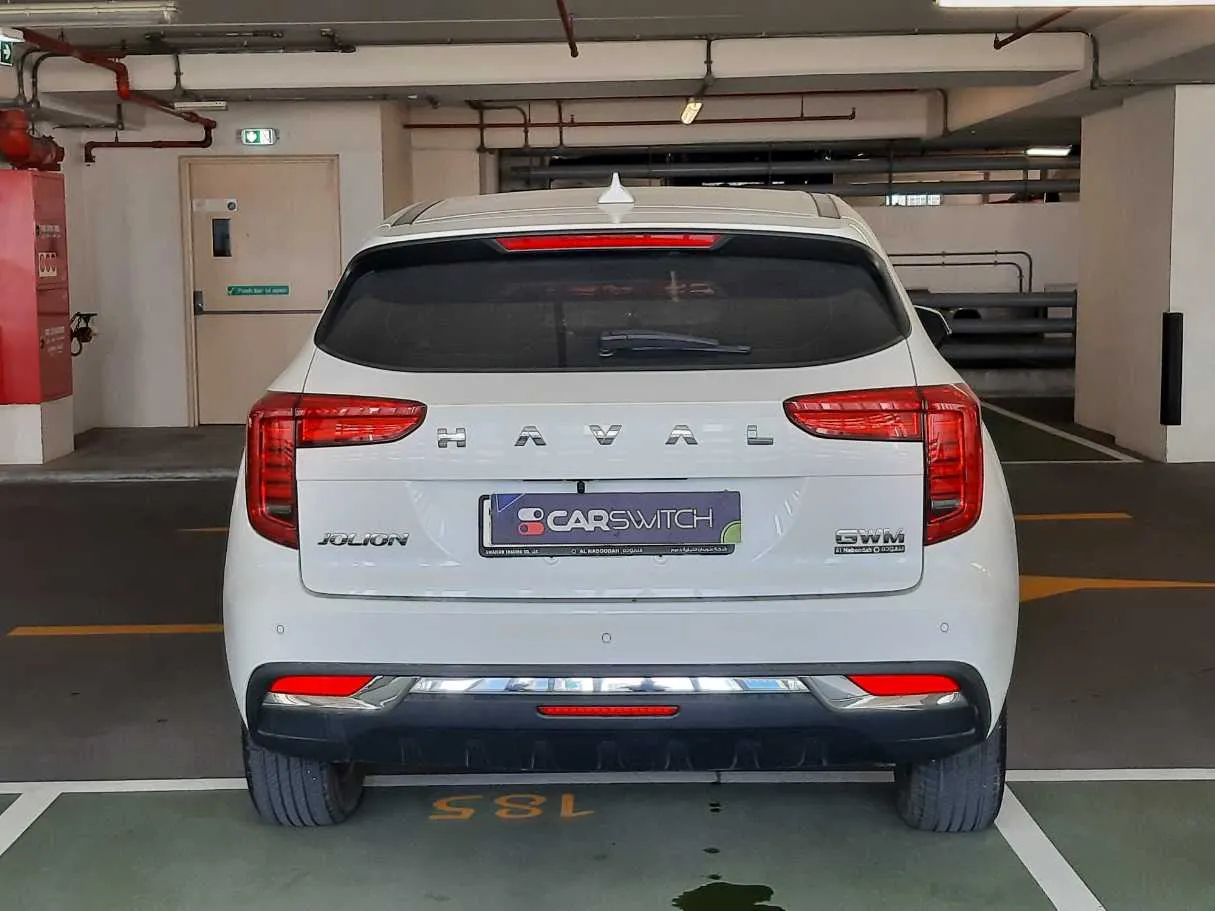 Car image 6