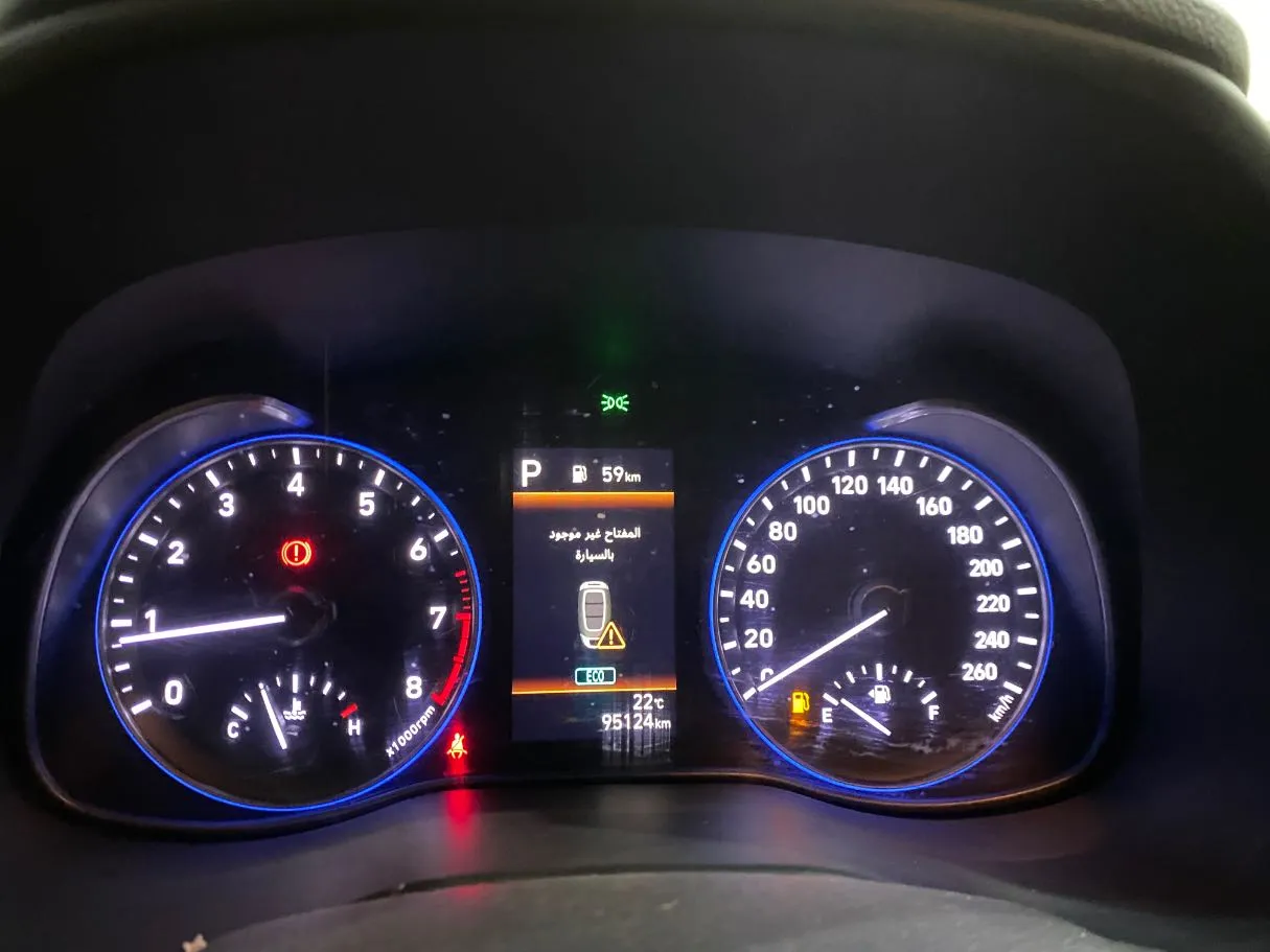 Car image 13