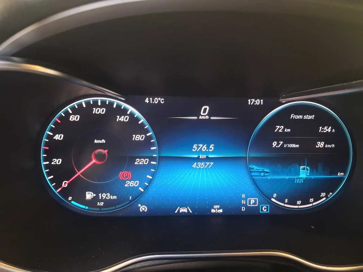 Car image 20