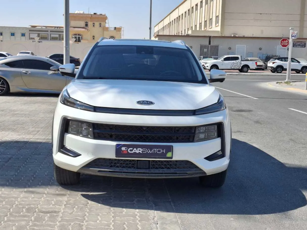 Car image 2