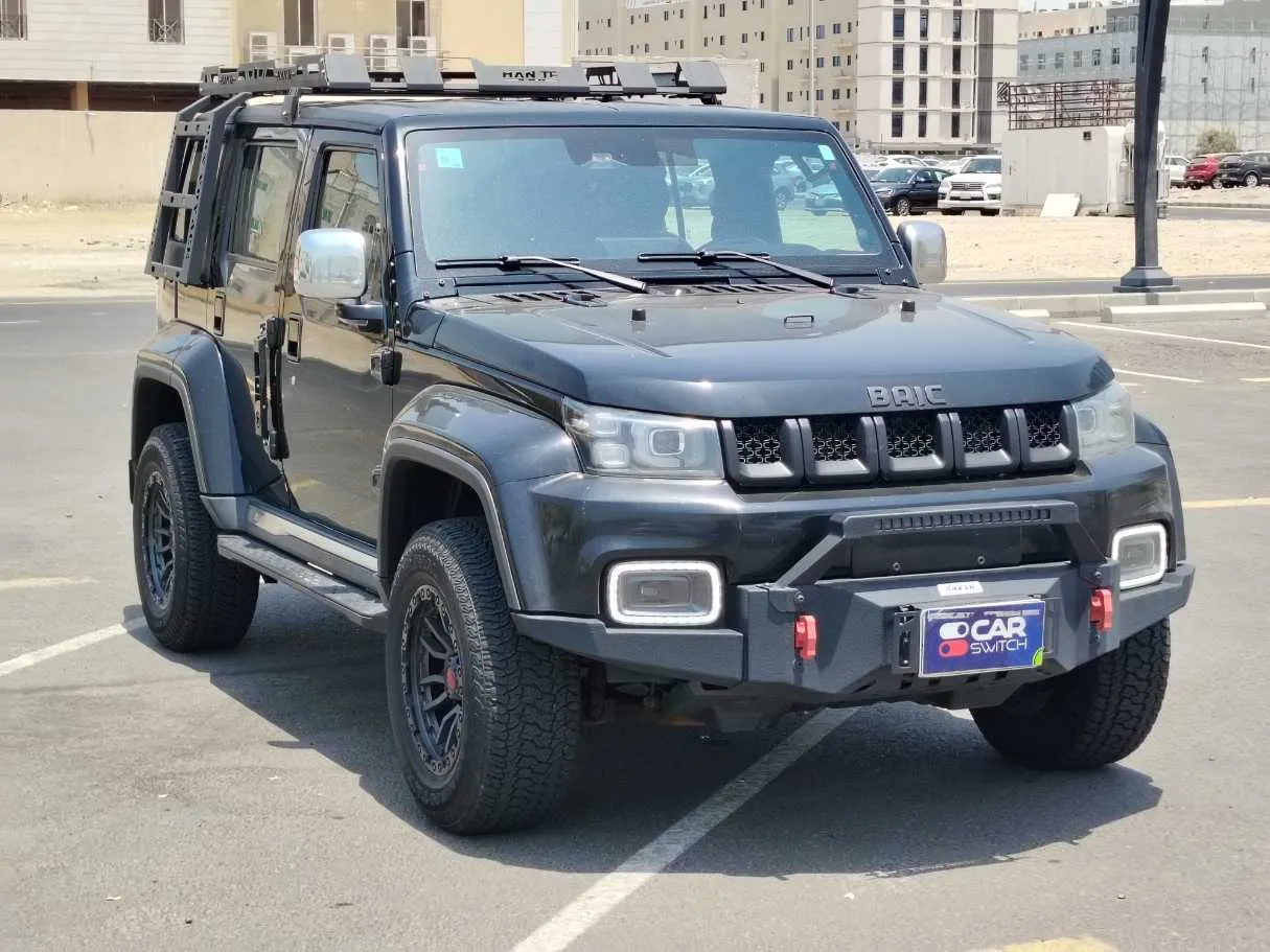 Car image 3
