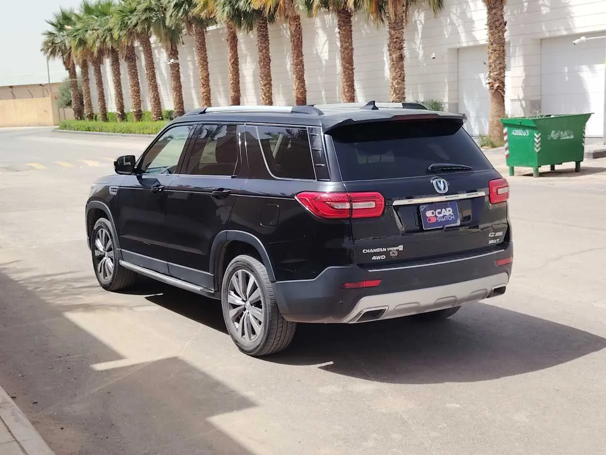 Car image 7