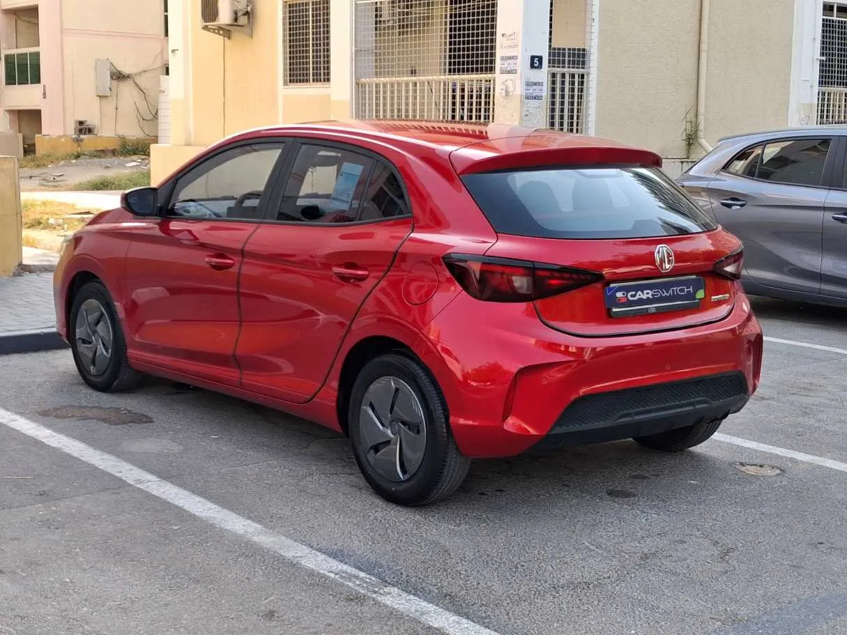 Car image 7