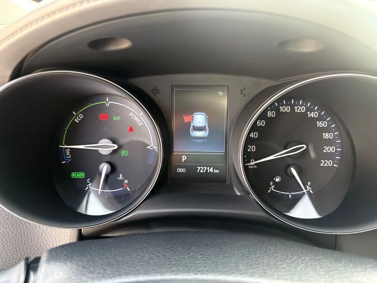 Car image 23