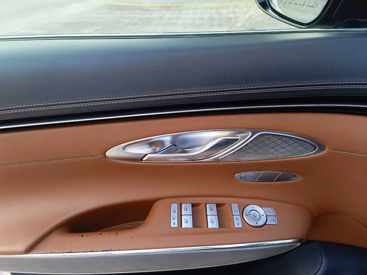 Car image 31
