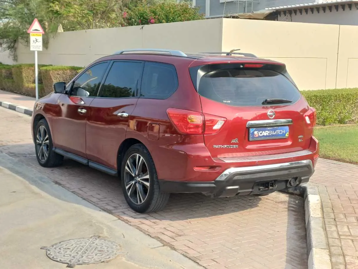 Car image 7