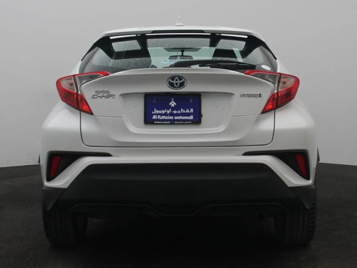 Car image 12