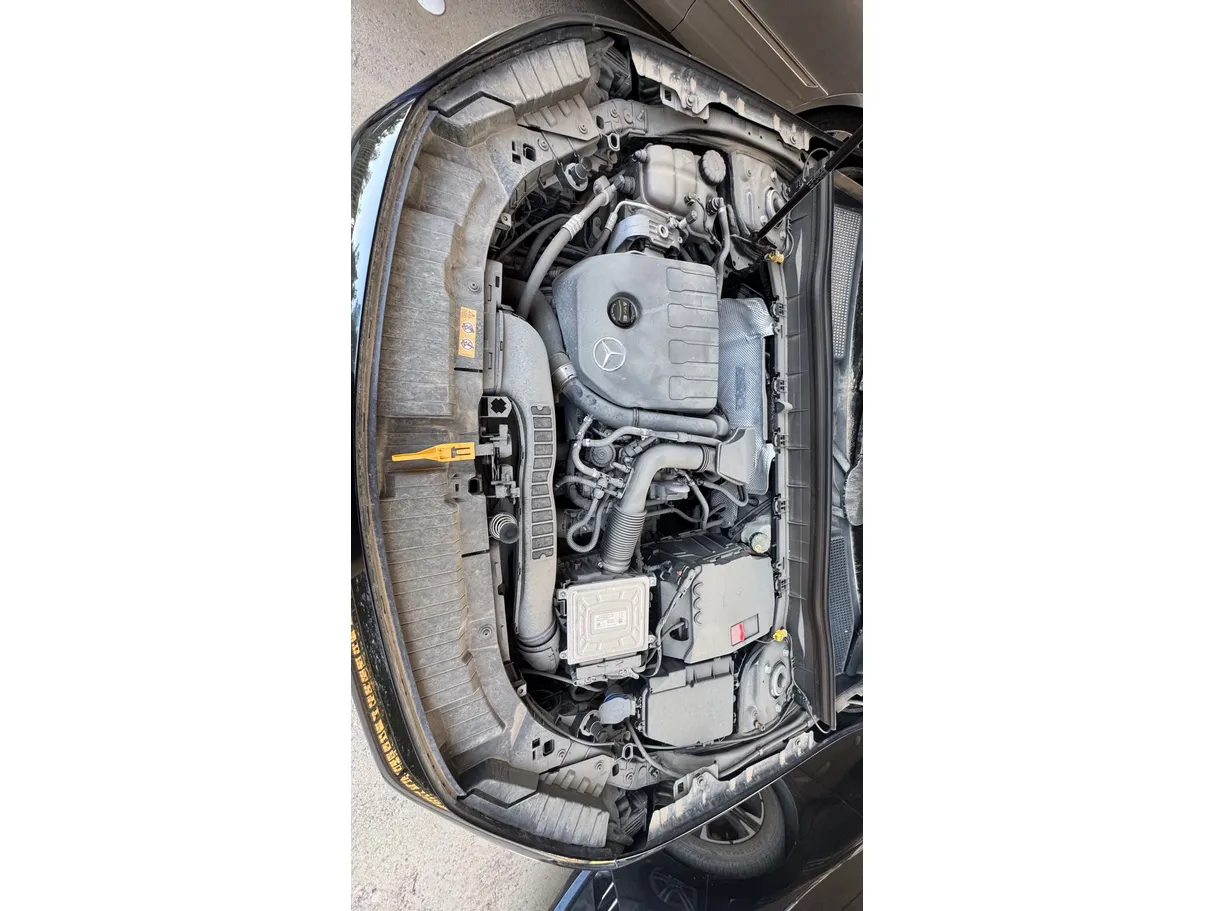 Car image 28