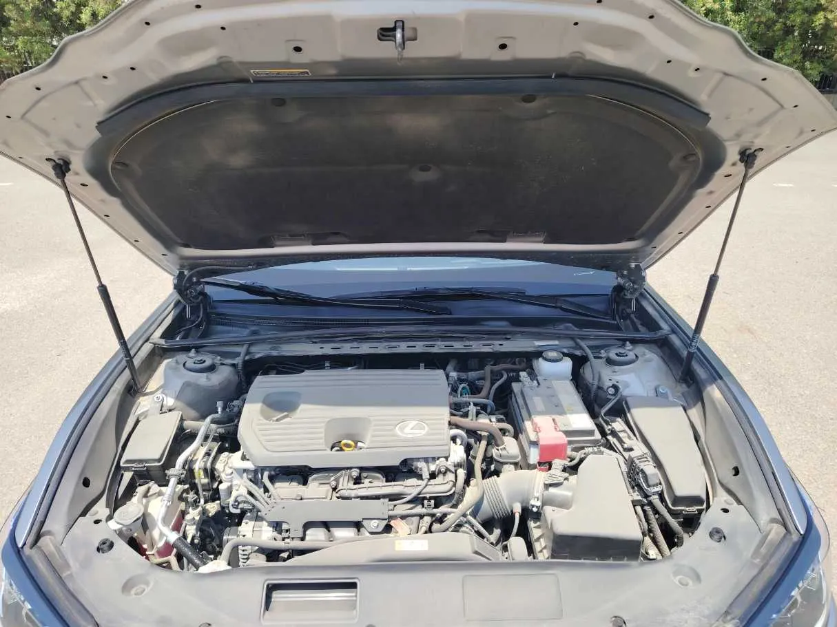 Car image 29