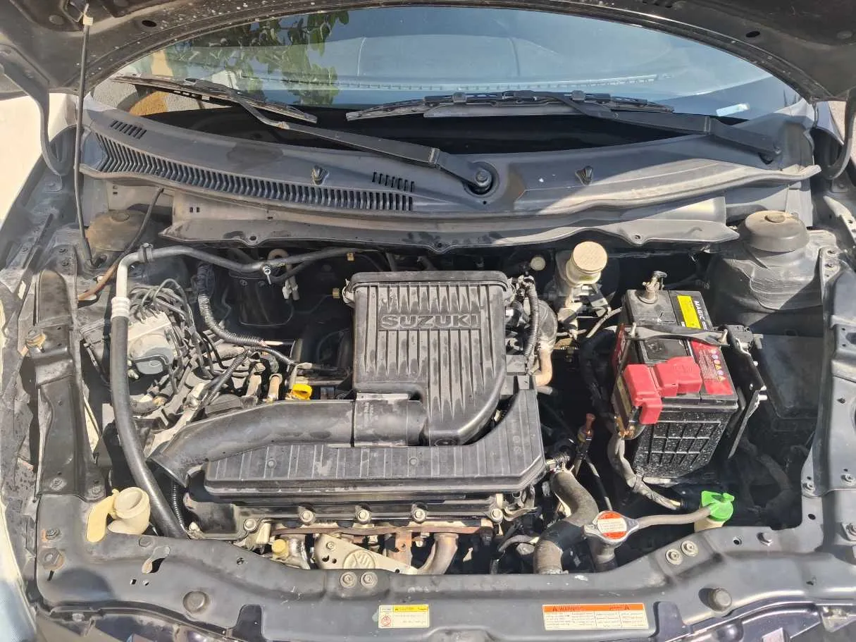 Car image 20