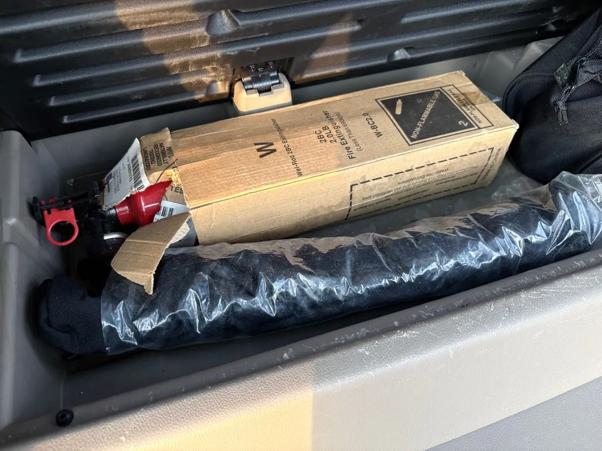 Car image 36