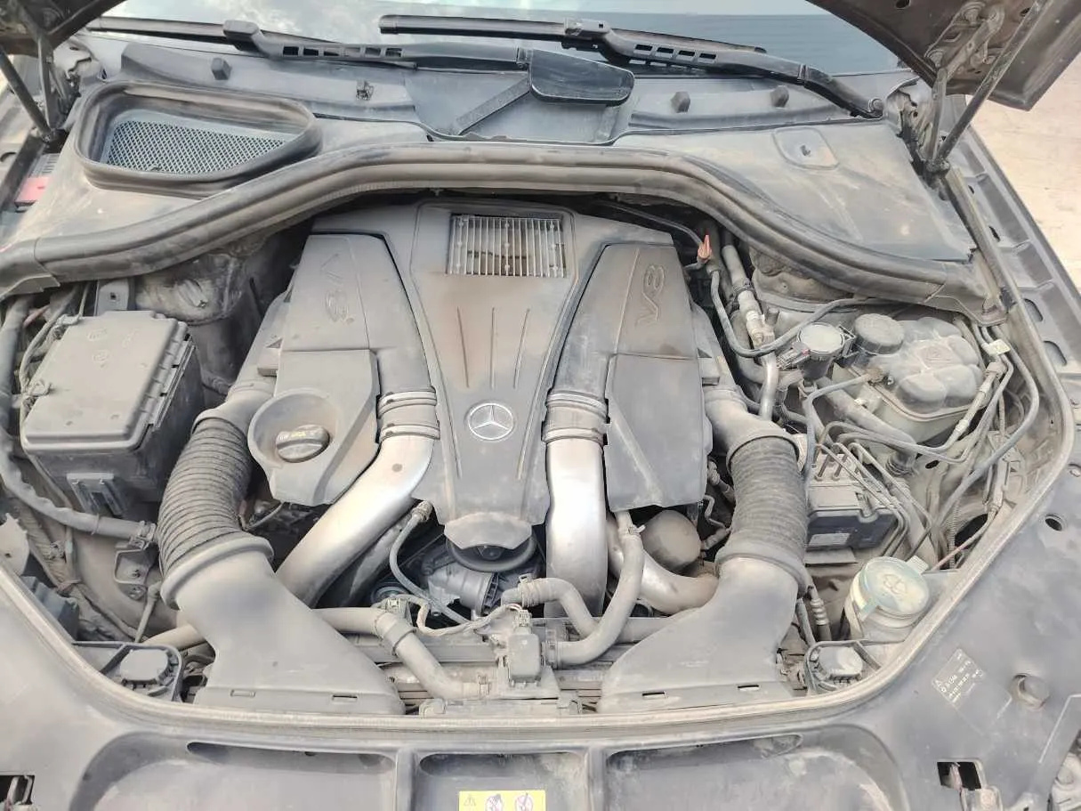 Car image 48