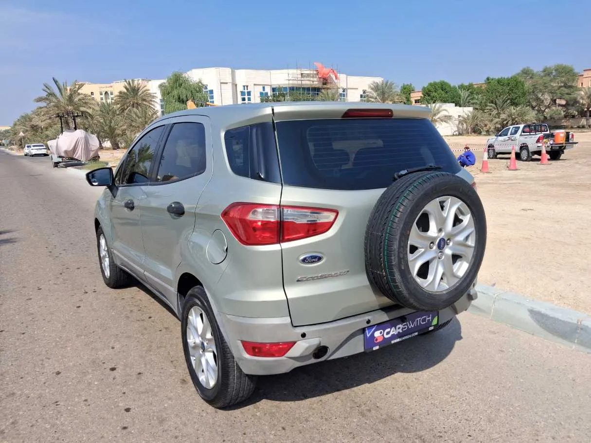 Car image 7